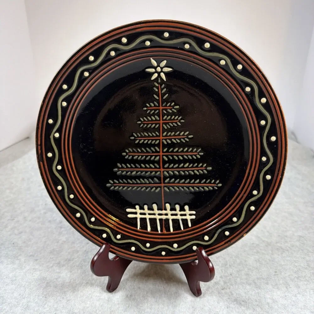 K&K Interiors Pottery Redware Plate Folk Art Primitive Black Christmas Tree 9.5" - Picture 1 of 7
